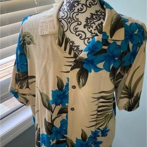 Men's floral Hawaiian shirt large